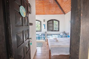 Pousada bela casa geriba