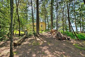 Cozy Lakefront Madison Cabin w/ Dock & Kayaks
