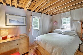 Cozy Lakefront Madison Cabin w/ Dock & Kayaks