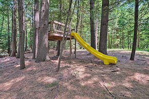 Cozy Lakefront Madison Cabin w/ Dock & Kayaks