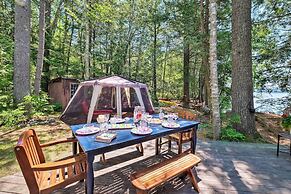 Cozy Lakefront Madison Cabin w/ Dock & Kayaks