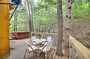 Tree House w/ Hot Tub: Near Sunday River Resort!