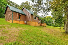 Private Lake & Dock: Log Cabin, 2 Mi to Clay!