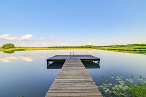 Private Lake & Dock: Log Cabin, 2 Mi to Clay!