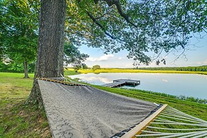Private Lake & Dock: Log Cabin, 2 Mi to Clay!