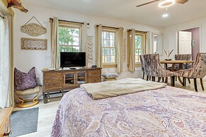 7 Mi to Kitty Hawk Pier & Beach: Studio w/ Patio!