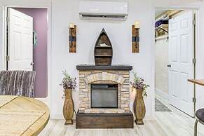 7 Mi to Kitty Hawk Pier & Beach: Studio w/ Patio!