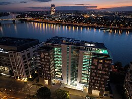 INFINITY Budapest Hotel - Adults Only