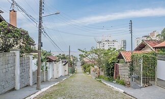 PSN - Apartments Close to Cabecudas Beach