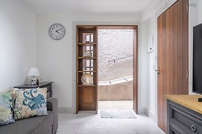 PSN - Apartments Close to Cabecudas Beach