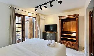 PSN - Apartments Close to Cabecudas Beach