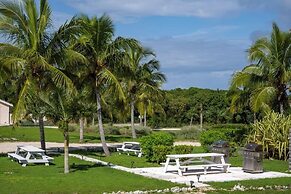 Buttonwood Reserve Compound - Compound W/beach, Pool, Pickleball 17 Be