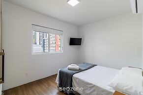 Apt w/ Swimming Pool Well Located Blumenau Neb0103