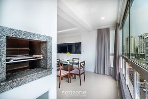 2BR Apt With BBQ in Meia Praia Mlo0601