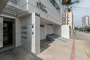 2BR Apt With BBQ in Meia Praia Mlo0601