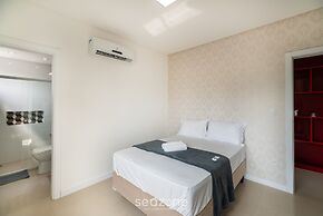 2BR Apt With BBQ in Meia Praia Mlo0601