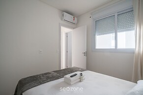 3BR Apt w/ Pool & gym 180m - Ltt803