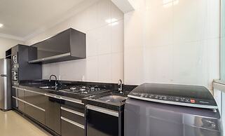 2BR Aptbbq, Garage, Near Beach Ltl0301
