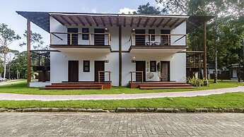 Apto Completo c Varanda Churrasqueira e Quadras
