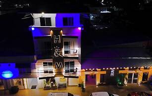 HOTEL HYM SAS
