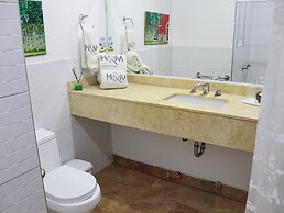 HOTEL HYM SAS