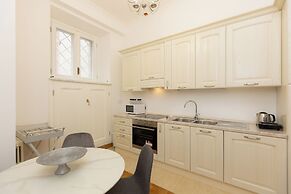 Ludovisi Apartment