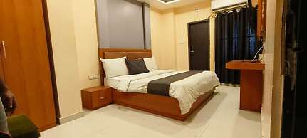 HOTEL SWARNA PALACE