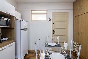 Beachfront Apartment With Side Beach View Ety0024
