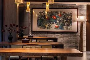 Fenghuang Yiquan River View B&B