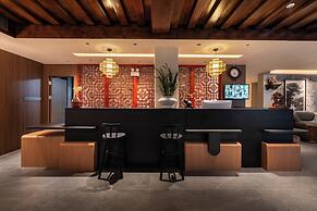 Fenghuang Yiquan River View B&B