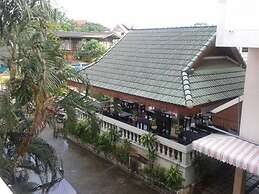 Hotel O Top North Guesthouse