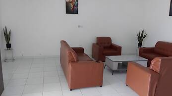 Sleepeaze Hotel