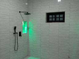 Sleepeaze Hotel