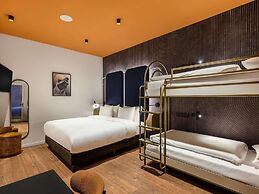 You Hotel Budapest - Handwritten Collection
