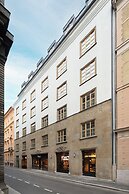 You Hotel Budapest - Handwritten Collection