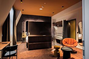 You Hotel Budapest - Handwritten Collection
