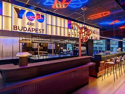 You Hotel Budapest - Handwritten Collection