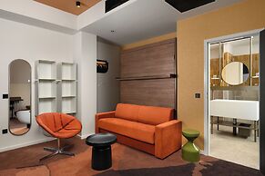 You Hotel Budapest - Handwritten Collection