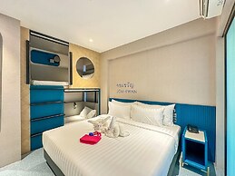 ARNI HER Ladies Hotel