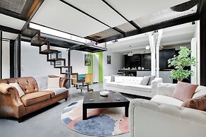 Chic & Spacious Loft 3br/6p Paris Center