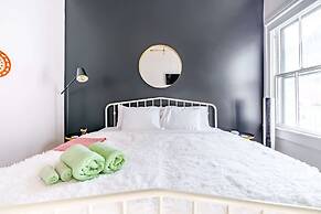 Prime Location Clean Top Rated Free Parking