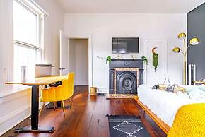 Prime Location Clean Top Rated Free Parking