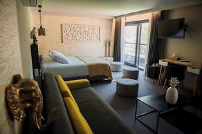 ABCD Hotel-Restaurant