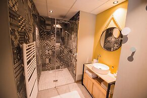 ABCD Hotel-Restaurant