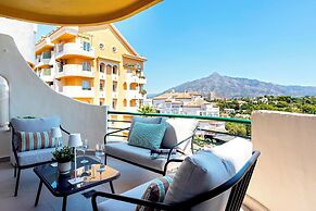 Amazing 3BD apt and Pool. Señorío de Aloha