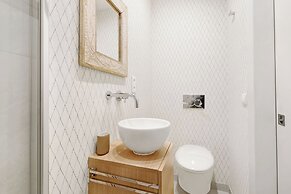 Stylish 2BR Near Faubourg Saint-Honoré