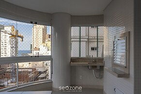 3BR Apt w/ BBQ 300m From the Beach Ivt1301