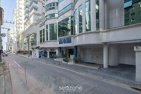 3BR Apt w/ BBQ 300m From the Beach Ivt1301