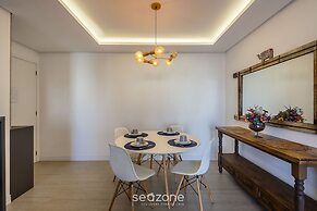 2BR Apt w/ Pool & BBQ 210m - Csi0302