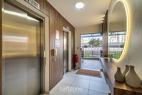 2BR Apt w/ Pool & BBQ 210m - Csi0302